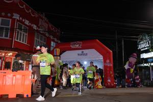 BIB: 1672, 3700
                            <button type="button" onclick="openModal(26225772)" class="btn btn-primary btn-sm float-right btn-popup" data-toggle="modal" data-target=".modal-high-quality">
                        <i class="fas fa-shopping-cart"></i> Add to Cart
                    </button>
                                            <button type="button" onclick="isThisMe(26225772, true)" class="btn btn-success btn-sm float-right btn-popup btn-isme hidden" data-toggle="tooltip" data-placement="bottom" title="นี่คือรูปของคุณใช่ไหม คลิกที่นี่เพื่อเอาเข้าอัลบั้ม">
                        <i class="fas fa-plus"></i> Add to album
                    </button>
                    <button type="button" onclick="isThisMe(26225772, false)" class="btn btn-warning btn-sm float-right btn-popup btn-isnotme hidden">
                        <i class="fas fa-ban"></i> Remove from album
                    </button>